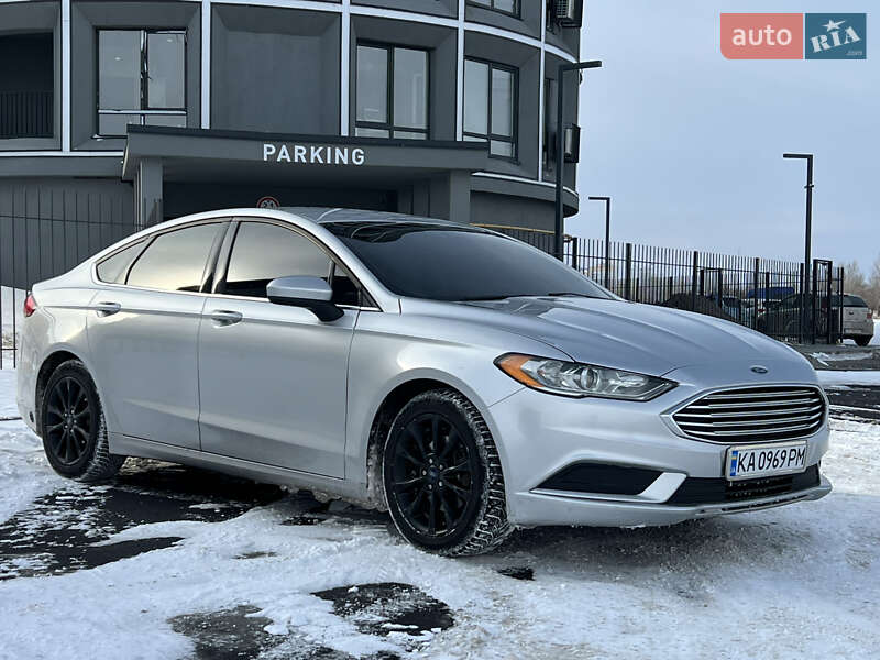Седан Ford Fusion 2016 в Черкассах