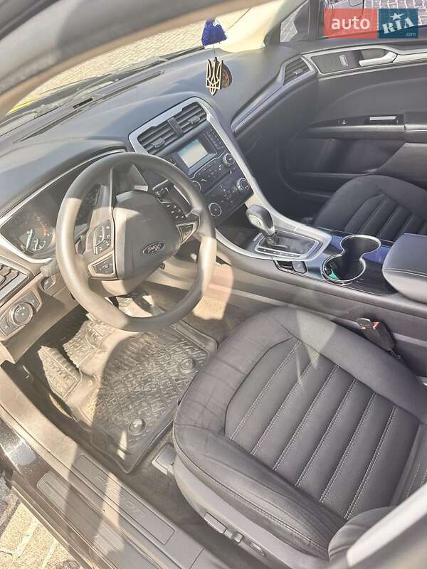 Седан Ford Fusion 2013 в Харкові