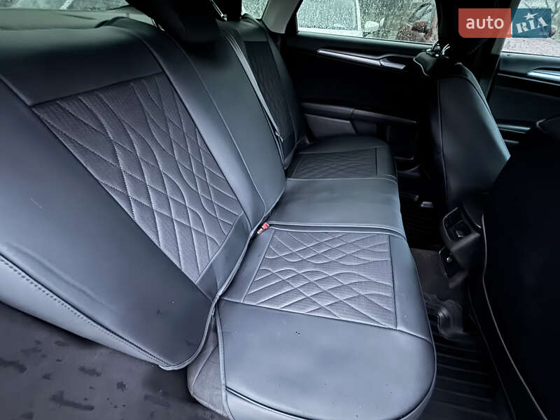 Седан Ford Fusion 2013 в Запорожье