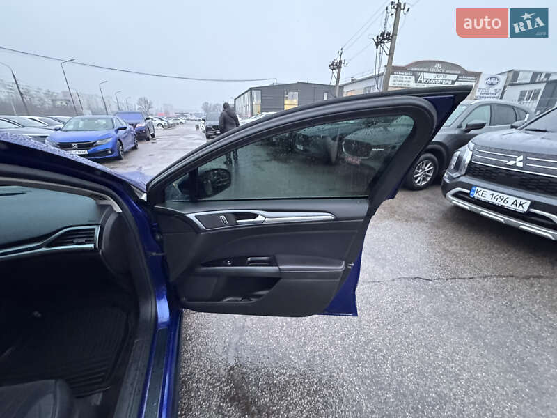 Седан Ford Fusion 2013 в Запорожье