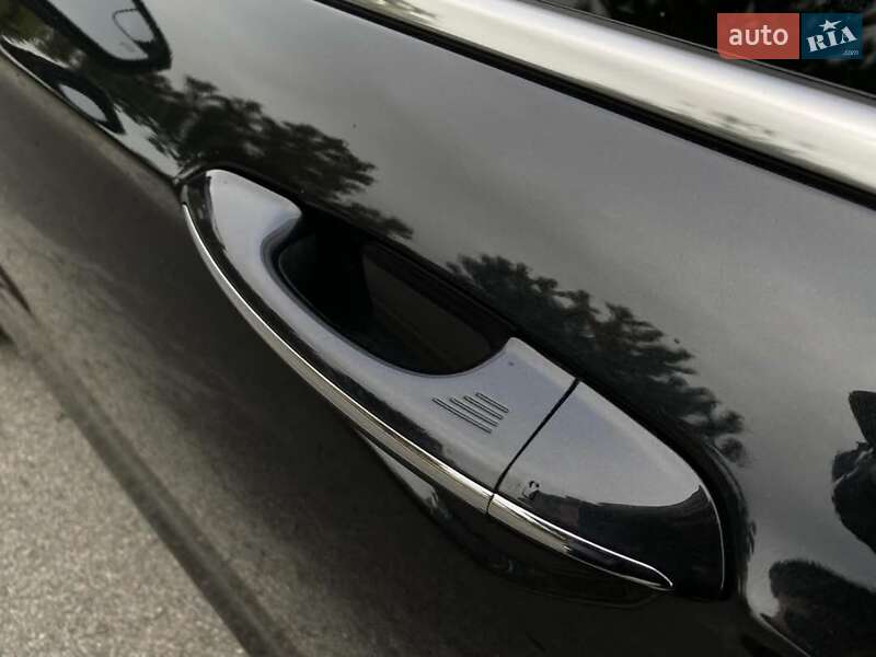 Седан Ford Fusion 2013 в Львові