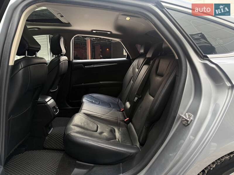 Седан Ford Fusion 2019 в Киеве фото 13 Седан Ford Fusion 2019 в Киеве