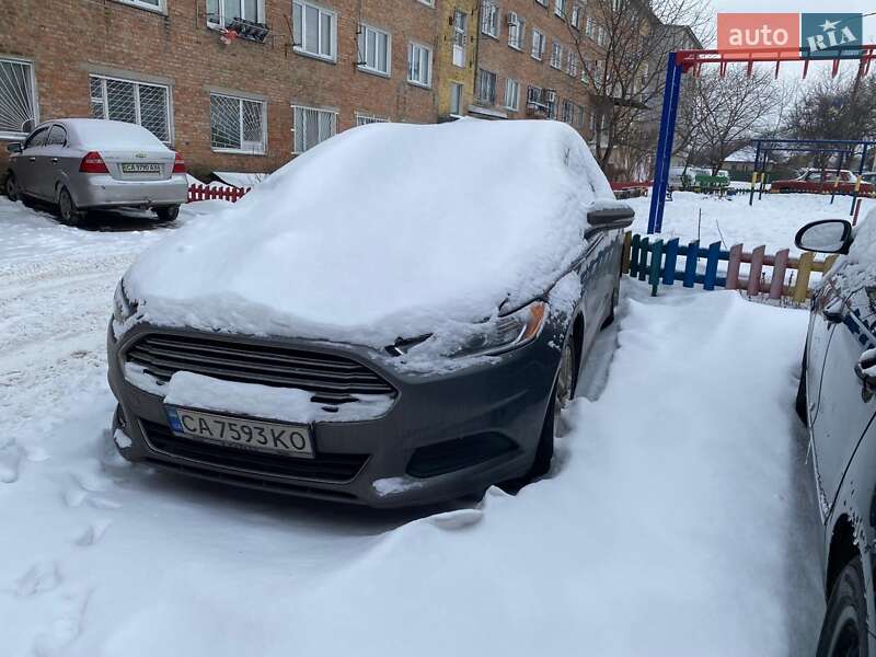 Седан Ford Fusion 2013 в Черкассах