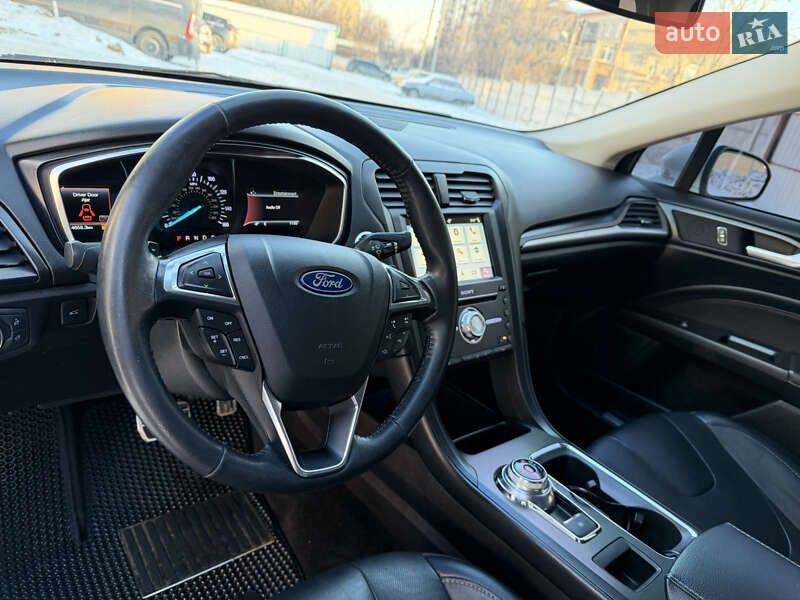 Седан Ford Fusion 2018 в Харкові