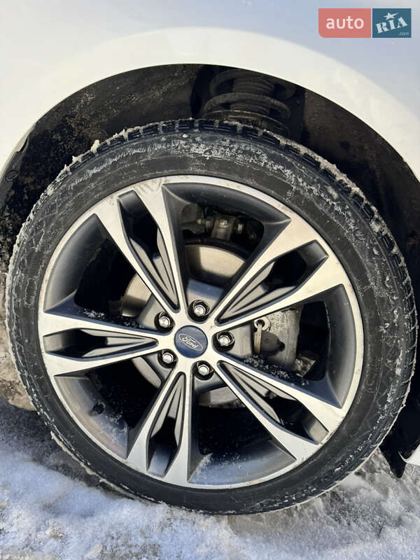 Седан Ford Fusion 2018 в Киеве