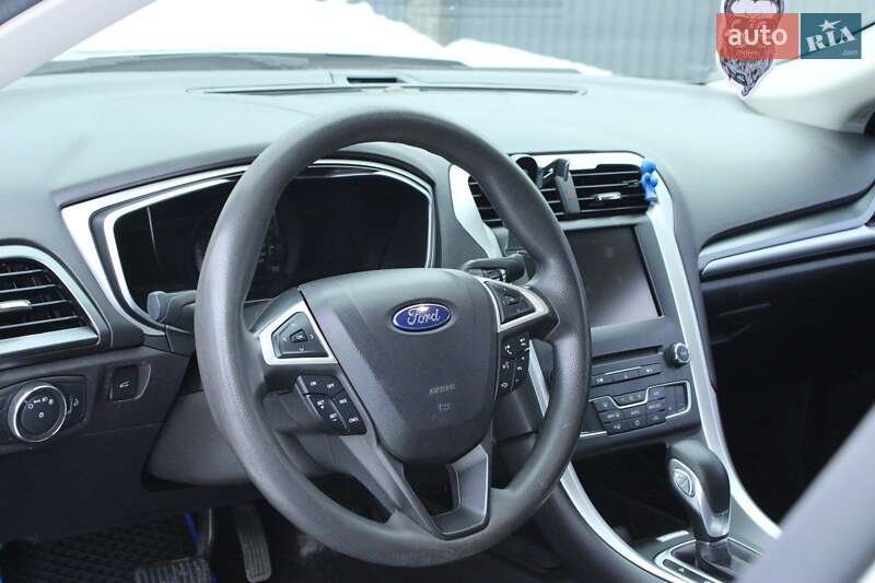 Седан Ford Fusion 2015 в Житомире