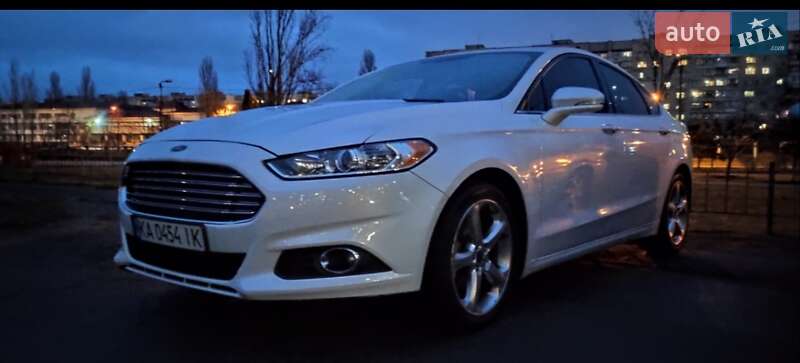 Седан Ford Fusion 2013 в Киеве фото 3 Седан Ford Fusion 2013 в Киеве