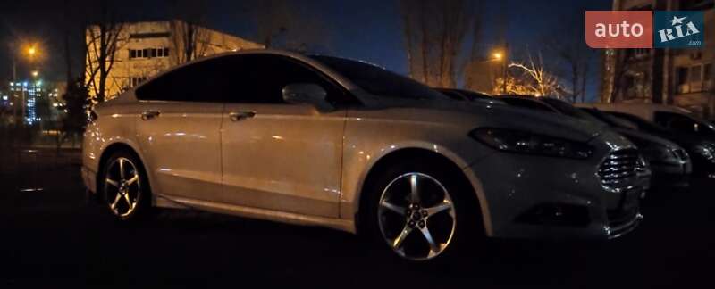 Седан Ford Fusion 2013 в Киеве фото 25 Седан Ford Fusion 2013 в Киеве