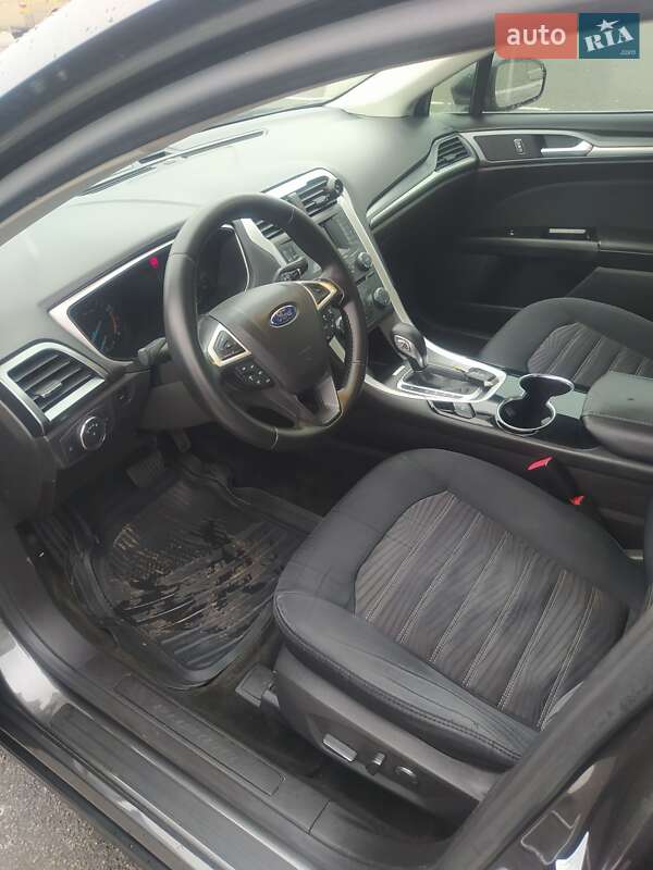 Седан Ford Fusion 2015 в Вінниці