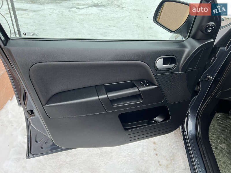 Хетчбек Ford Fusion 2010 в Вінниці фото 18 Хетчбек Ford Fusion 2010 в Вінниці