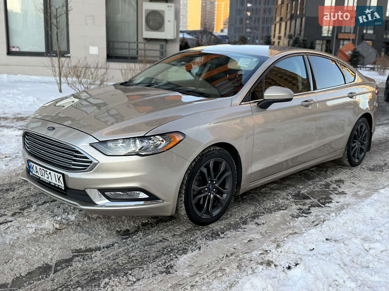 Седан Ford Fusion 2018 в Киеве фото Седан Ford Fusion 2018 в Киеве