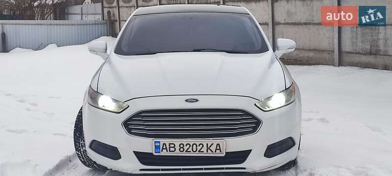 Седан Ford Fusion 2015 в Виннице