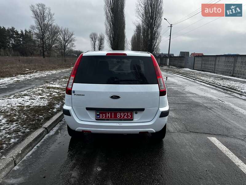 Хэтчбек Ford Fusion 2011 в Кременчуге фото 11 Хэтчбек Ford Fusion 2011 в Кременчуге