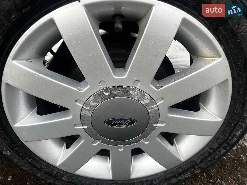 Хэтчбек Ford Fusion 2011 в Кременчуге фото 13 Хэтчбек Ford Fusion 2011 в Кременчуге