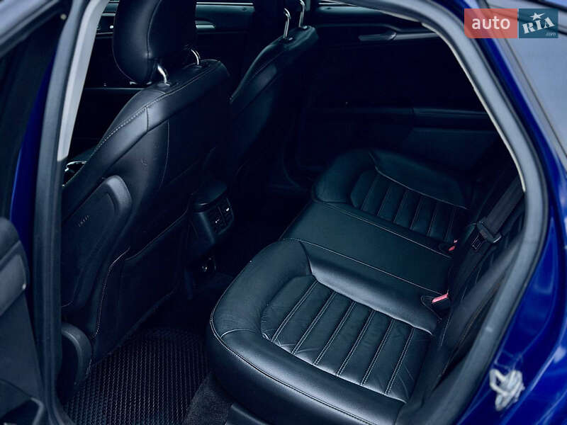 Седан Ford Fusion 2014 в Днепре