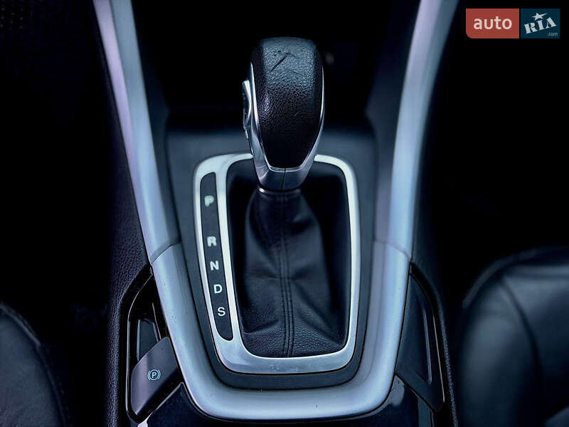 Седан Ford Fusion 2014 в Днепре