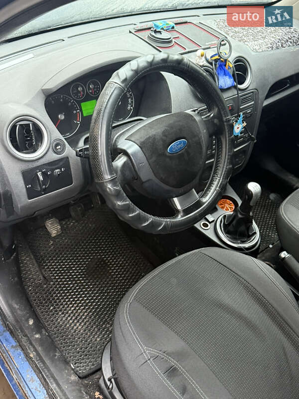 Седан Ford Fusion 2008 в Києві фото 5 Седан Ford Fusion 2008 в Києві