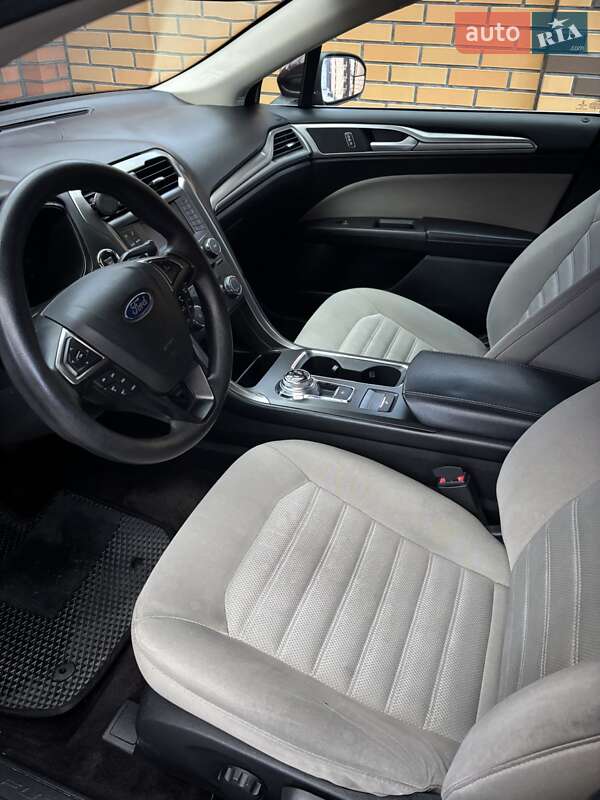 Седан Ford Fusion 2016 в Апостолово фото 12 Седан Ford Fusion 2016 в Апостолово