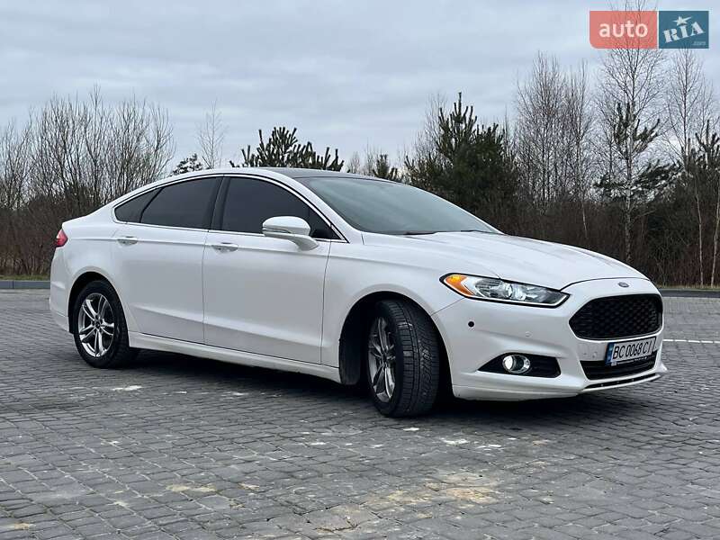 Седан Ford Fusion 2015 в Миколаєві
