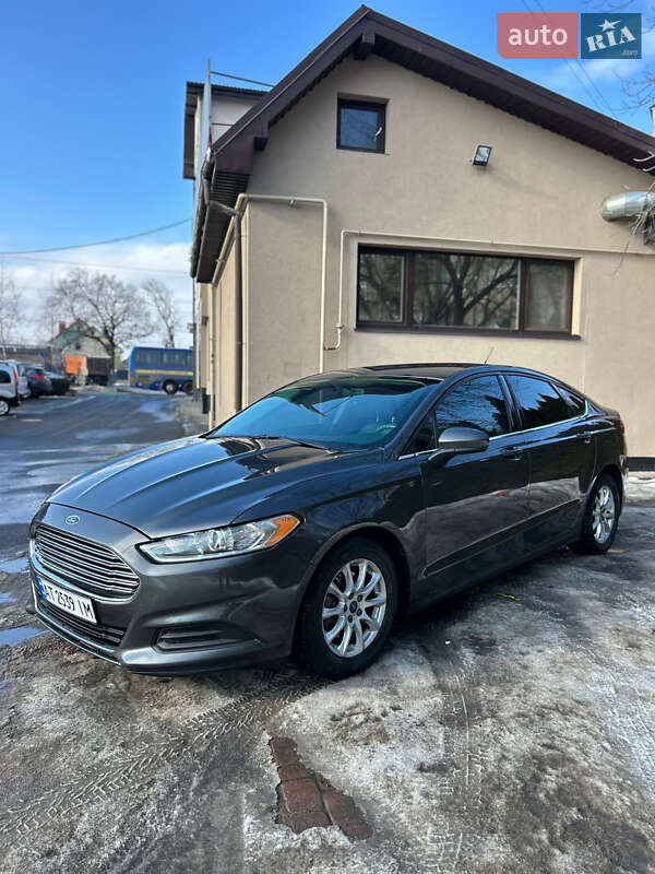 Седан Ford Fusion 2015 в Ивано-Франковске фото Седан Ford Fusion 2015 в Ивано-Франковске