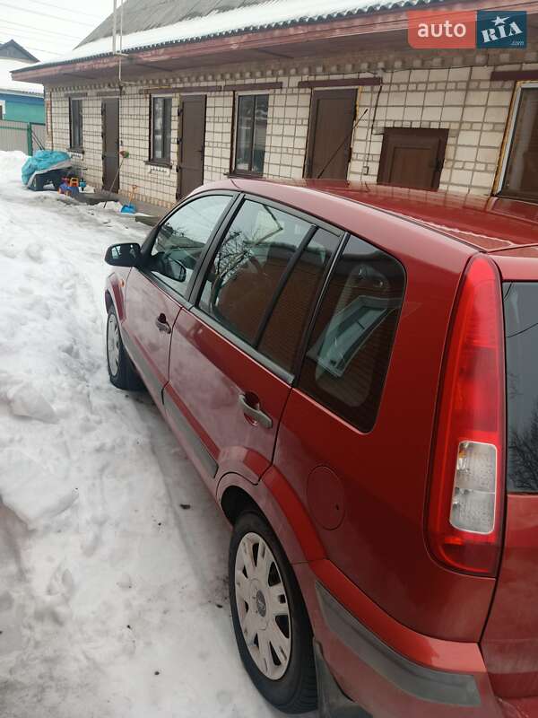 Хэтчбек Ford Fusion 2008 в Липовце фото 3 Хэтчбек Ford Fusion 2008 в Липовце