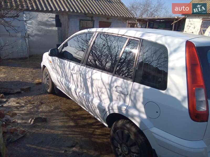 Хэтчбек Ford Fusion 2010 в Кропивницком фото 6 Хэтчбек Ford Fusion 2010 в Кропивницком