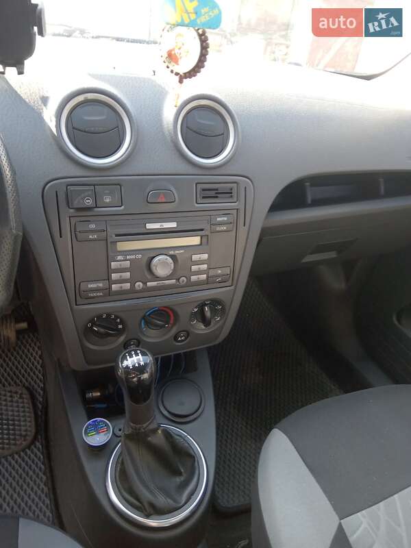 Хэтчбек Ford Fusion 2010 в Кропивницком фото 8 Хэтчбек Ford Fusion 2010 в Кропивницком