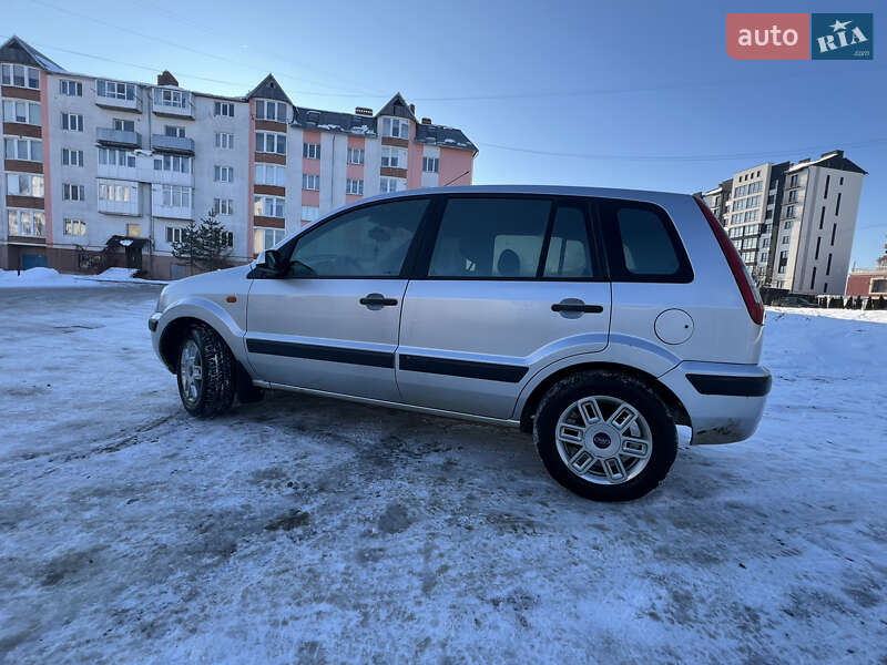 Седан Ford Fusion 2006 в Долині фото 10 Седан Ford Fusion 2006 в Долині
