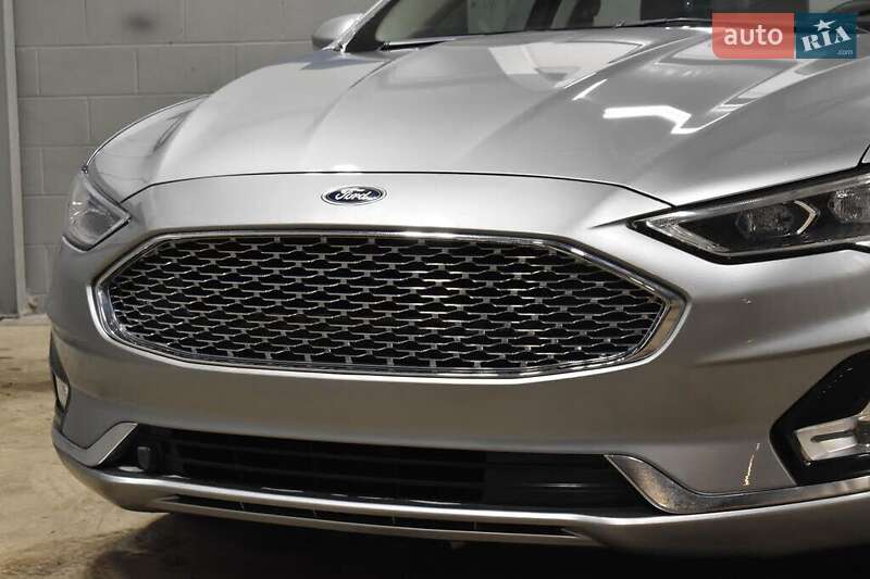 Седан Ford Fusion 2020 в Львове