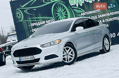 Седан Ford Fusion 2015 в Харкові