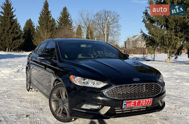 Седан Ford Fusion 2017 в Дубні