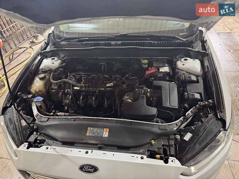 Седан Ford Fusion 2016 в Кременчуге