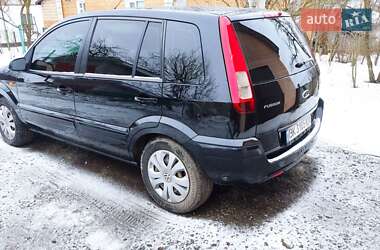Хэтчбек Ford Fusion 2009 в Дубно