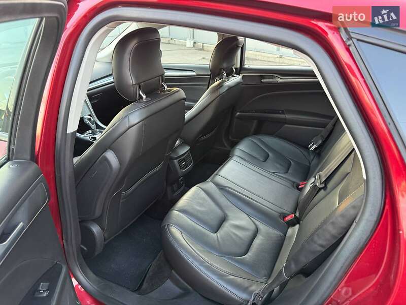 Седан Ford Fusion 2013 в Киеве