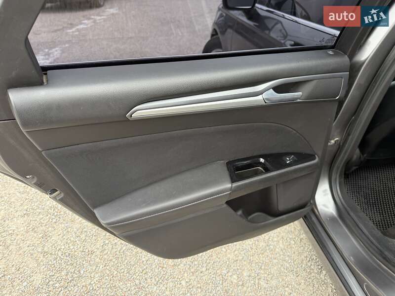 Седан Ford Fusion 2014 в Кропивницькому