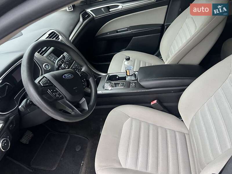 Седан Ford Fusion 2017 в Києві