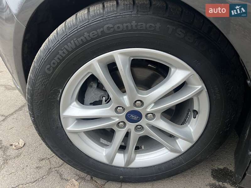 Седан Ford Fusion 2017 в Києві