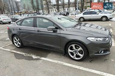 Седан Ford Fusion 2015 в Києві
