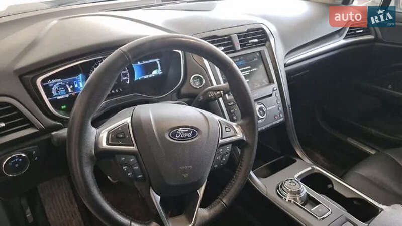 Седан Ford Fusion 2018 в Одессе