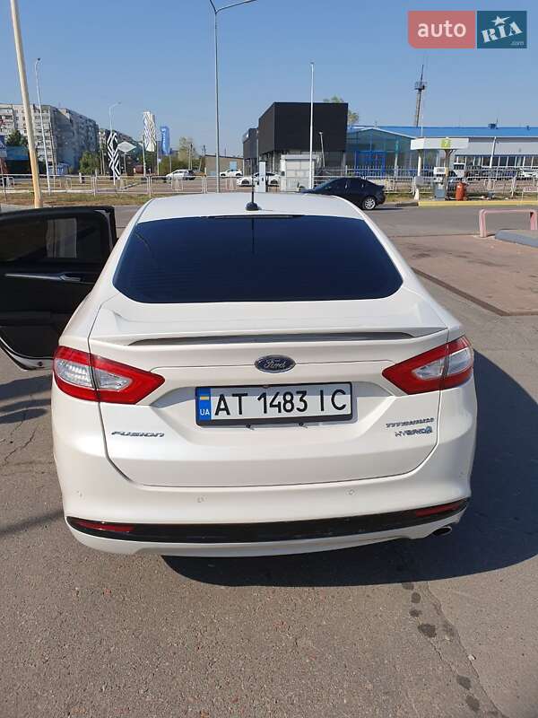 Седан Ford Fusion 2014 в Івано-Франківську
