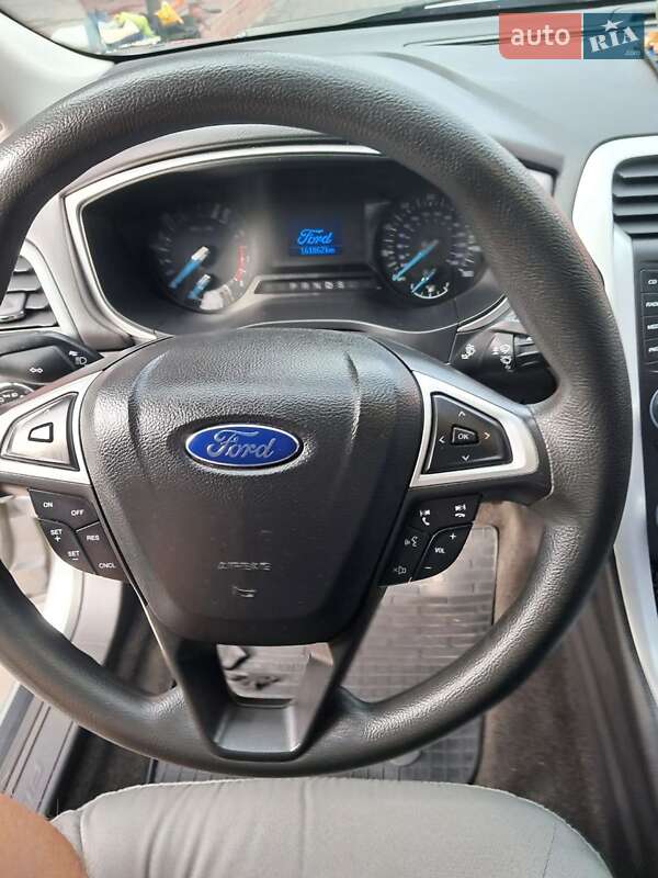Седан Ford Fusion 2014 в Тернополе