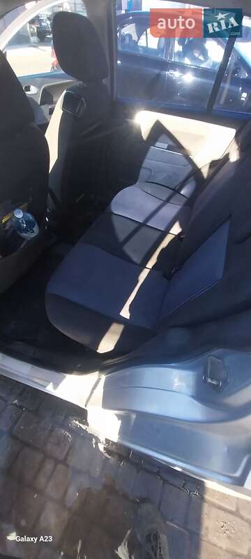 Хэтчбек Ford Fusion 2008 в Каменском фото 2 Хэтчбек Ford Fusion 2008 в Каменском