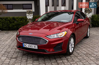 Седан Ford Fusion 2020 в Стрые