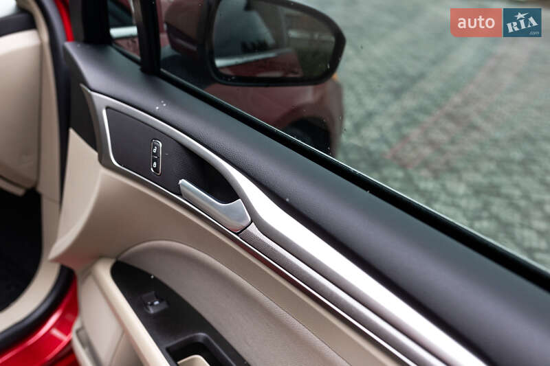 Седан Ford Fusion 2020 в Стрые