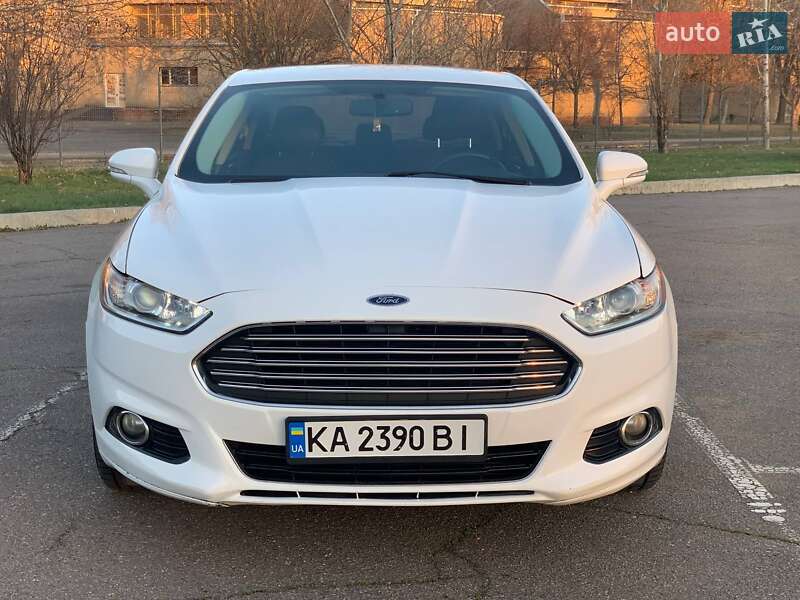 Седан Ford Fusion 2015 в Николаеве