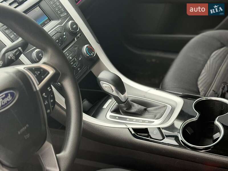 Седан Ford Fusion 2015 в Киеве