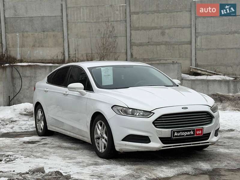 Седан Ford Fusion 2015 в Киеве