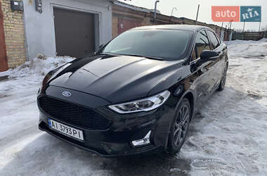 Седан Ford Fusion 2019 в Києві