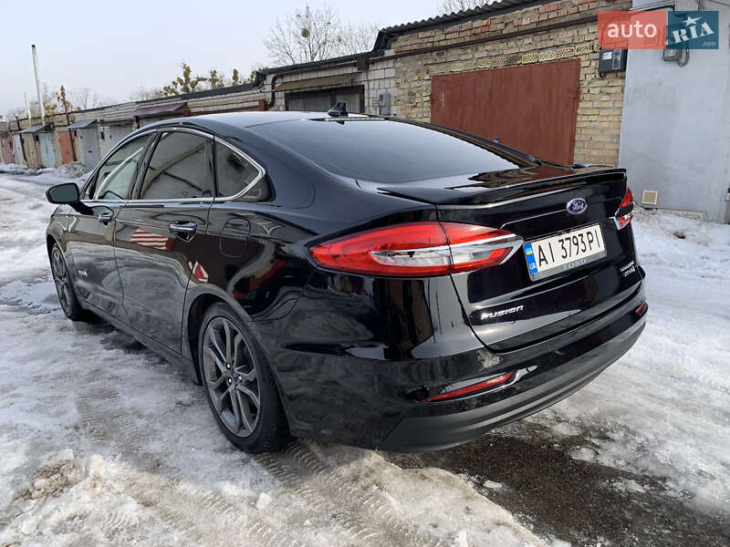 Седан Ford Fusion 2019 в Киеве