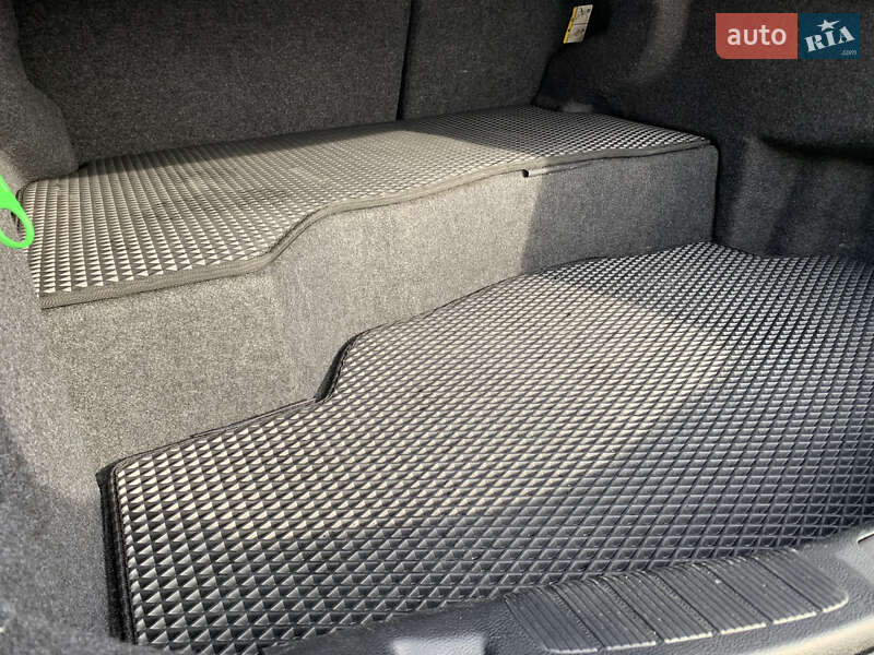 Седан Ford Fusion 2019 в Киеве